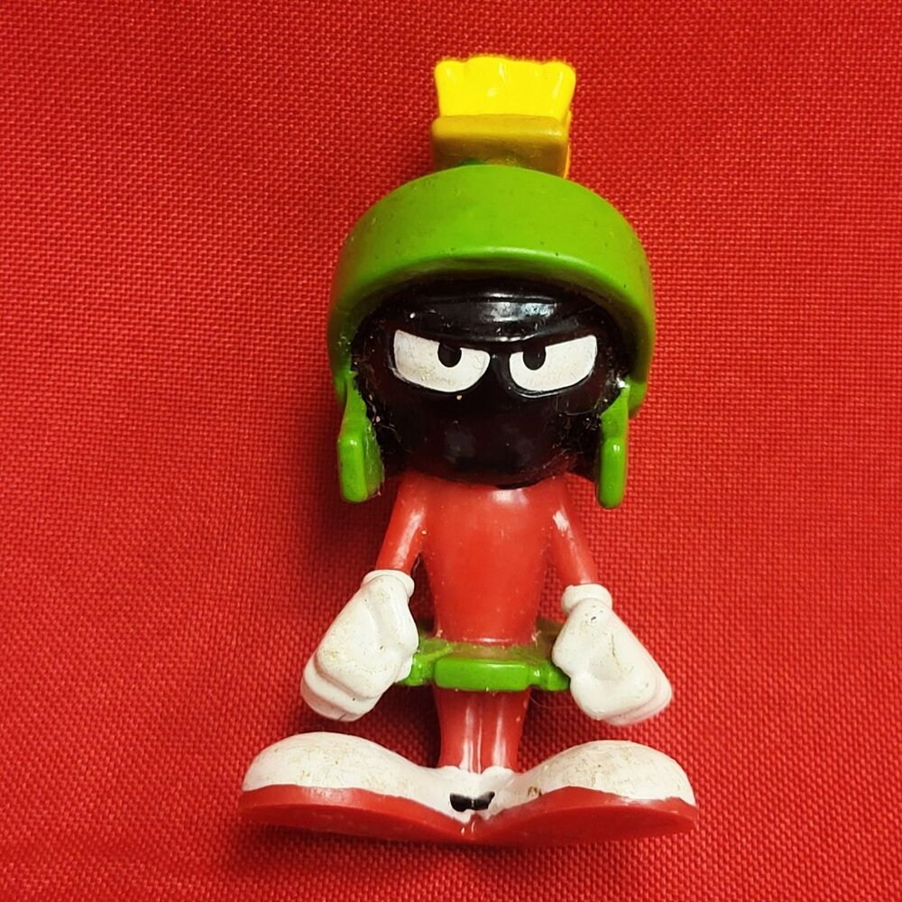 Vintage Looney Tunes  Marvin the Martian Toy Figure 1994